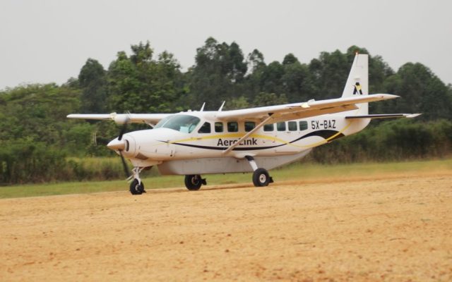 Fly-In Safaris Uganda: The Ultimate Guide to Luxury Air Safaris in the Pearl of Africa